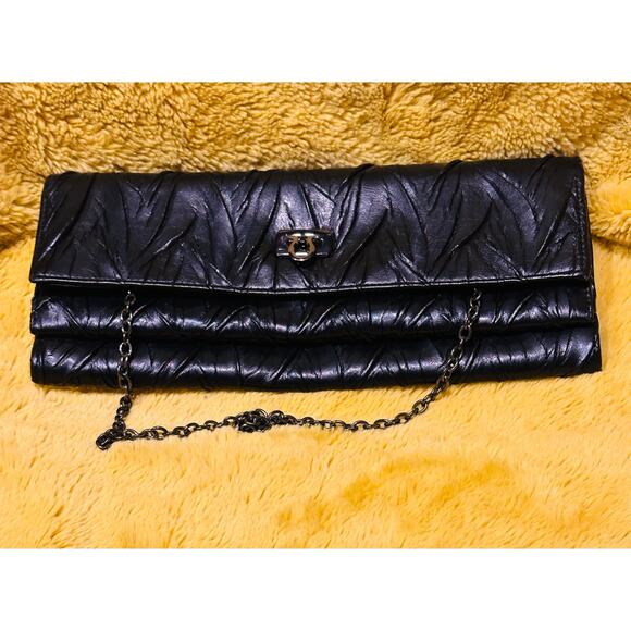 Jessica McClintock Women’s Black Textured Design Chain Strap Evening Clutch Bag - Picture 1 of 8
